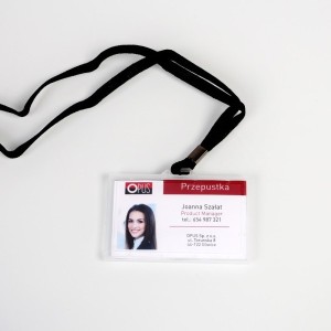 Identyfikator z taśmą na karty plastikowe - O.BADGE HOLDER - 55 x 90 mm - 50 sztuk - czarny